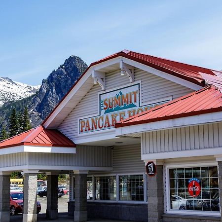 The Summit Inn Snoqualmie Pass Esterno foto