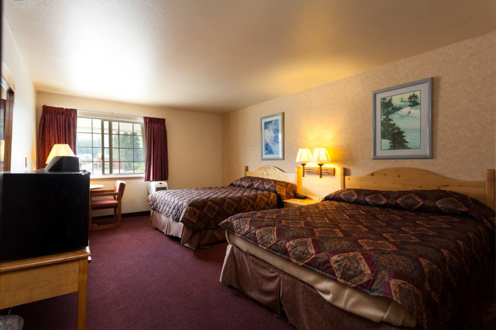 The Summit Inn Snoqualmie Pass Esterno foto