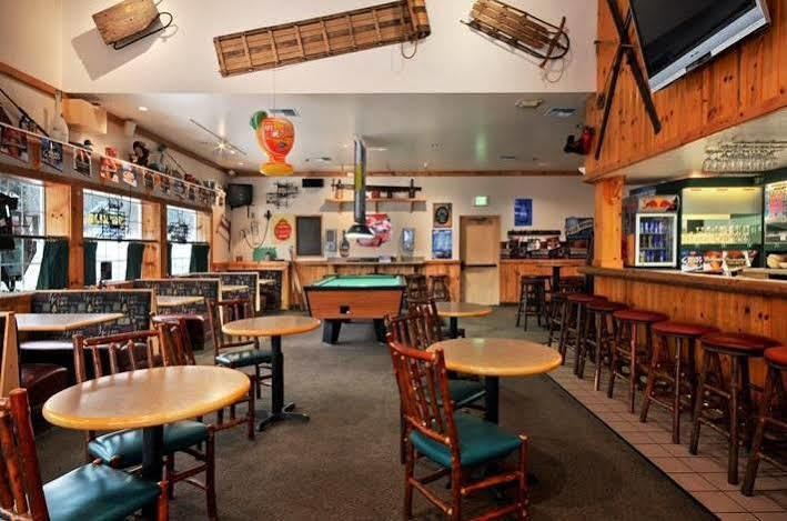 The Summit Inn Snoqualmie Pass Esterno foto